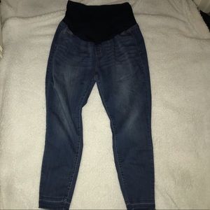 Celebrity pink maternity pants